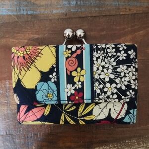 Vera Bradley Floral Snail Kisslock Wallet Coin Pouch Snap